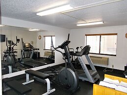 AmericInn by Wyndham Aberdeen - Event Center