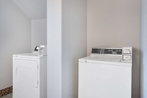 AmericInn by Wyndham Aberdeen - Event Center