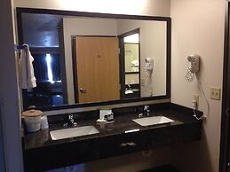 AmericInn by Wyndham Aberdeen - Event Center