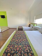Seven Crown Express & Suites by Kavia