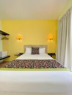 Seven Crown Express & Suites by Kavia