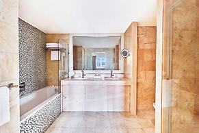 Hôtel Barrière Le Majestic Cannes