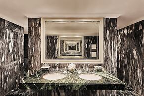 Hôtel Barrière Le Majestic Cannes