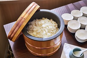 Okura Akademia Park Hotel
