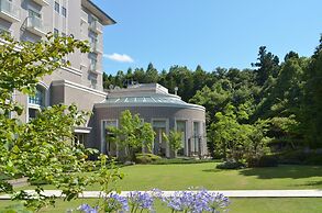 Okura Akademia Park Hotel