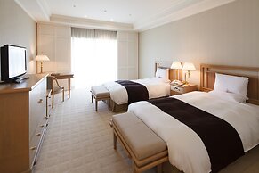 Okura Akademia Park Hotel