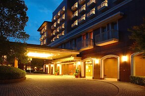 Okura Akademia Park Hotel