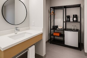The Live Hotel