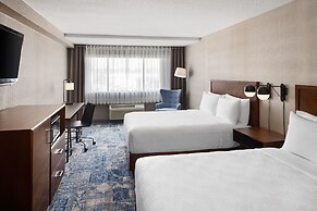 Four Points by Sheraton Edmonton South