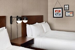 Four Points by Sheraton Edmonton South