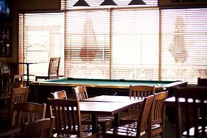 Four Points by Sheraton Edmonton South