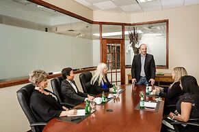 Four Points by Sheraton Edmonton South