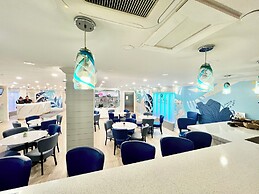 Lani Kai Beachfront Resort