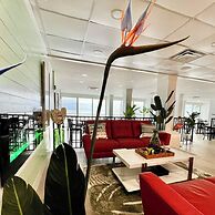 Lani Kai Beachfront Resort