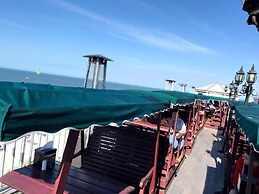 Lani Kai Beachfront Resort