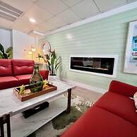 Lani Kai Beachfront Resort