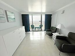 Lani Kai Beachfront Resort