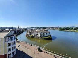 Waterford Marina Hotel