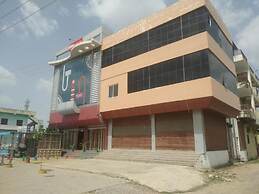 Hotel Rajputana Palace