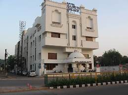 Hotel Rajputana Palace