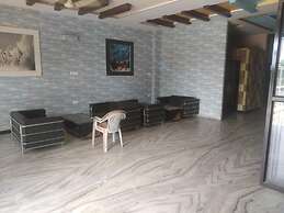 Hotel Rajputana Palace