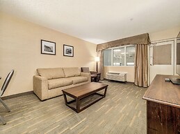 Holiday Inn Lethbridge by IHG