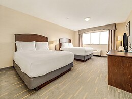 Holiday Inn Lethbridge by IHG