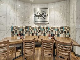 Holiday Inn Lethbridge by IHG