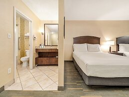 Holiday Inn Lethbridge by IHG