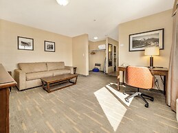 Holiday Inn Lethbridge by IHG