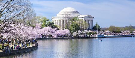 Holiday Inn Express Washington DC N-Silver Spring by IHG