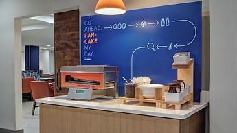 Holiday Inn Express Dallas Medical-Market Center