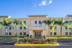 La Quinta Inn & Suites by Wyndham Orlando Universal area