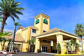 La Quinta Inn & Suites by Wyndham Orlando Universal area