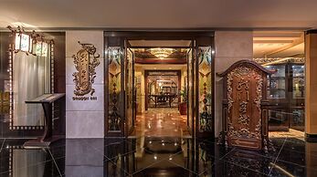 Regal Airport Hotel