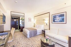 Regal Airport Hotel