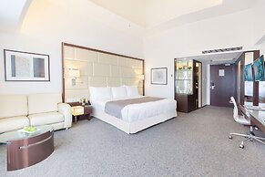 Regal Airport Hotel