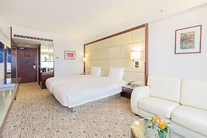 Regal Airport Hotel