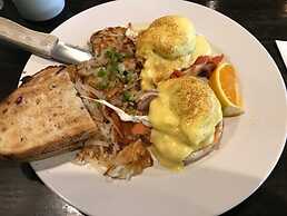 Mountain Retreat Hotel