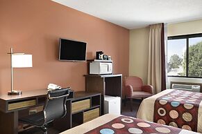 Super 8 by Wyndham Carbondale
