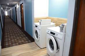 Days Inn by Wyndham Le Roy/Bloomington Southeast