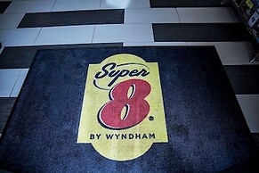 Super 8 by Wyndham Holbrook