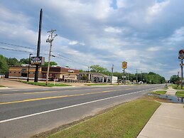 Super 8 by Wyndham Arkadelphia Caddo Valley Area