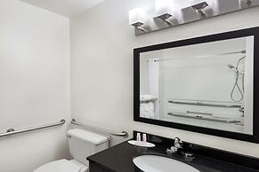 Super 8 by Wyndham Chandler Phoenix