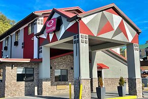 Econo Lodge Cartersville-Emerson Lake Point