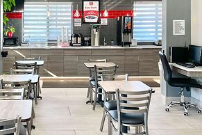 Econo Lodge Cartersville-Emerson Lake Point