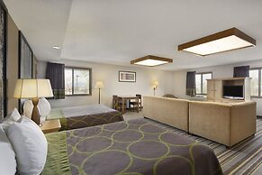Super 8 by Wyndham Westminster Denver North