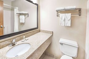 Super 8 by Wyndham Bloomington University Area