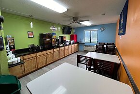 Super 8 by Wyndham Emporia