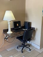 Super 8 by Wyndham Story City